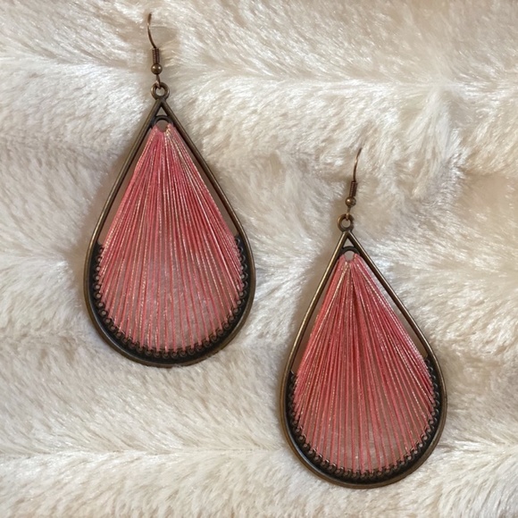 Jewelry - Boho Dangling Drop String woven Earrings